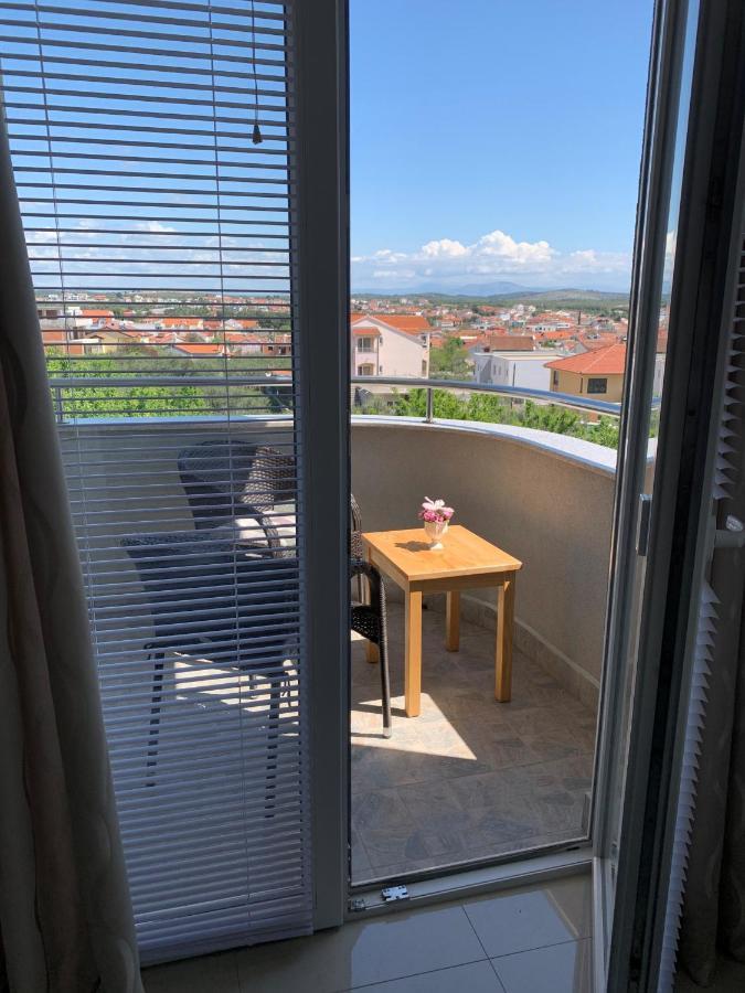 Green Hill Family Apartments Vodice Eksteriør bilde