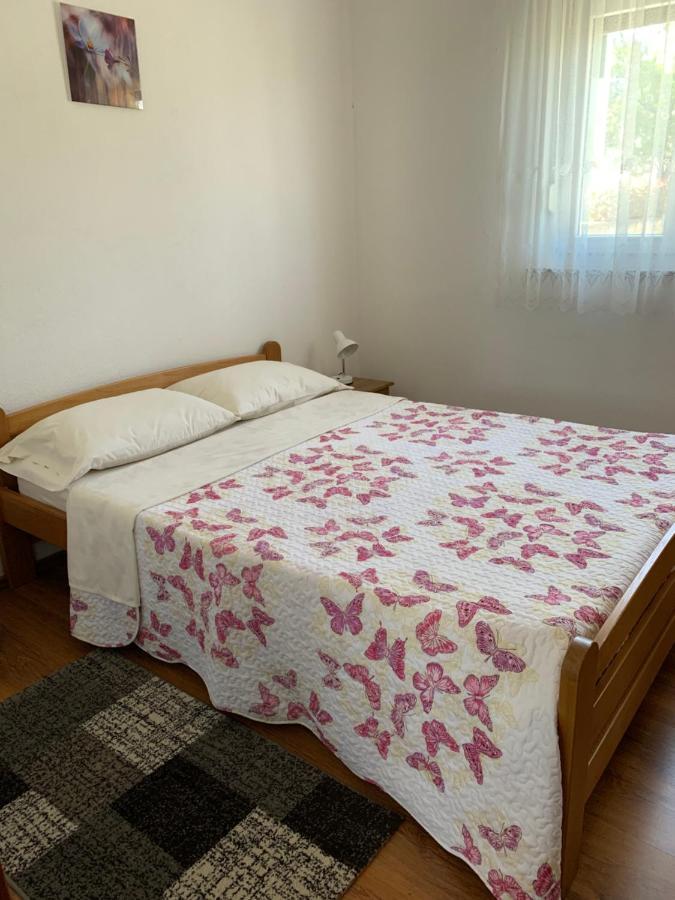Green Hill Family Apartments Vodice Eksteriør bilde